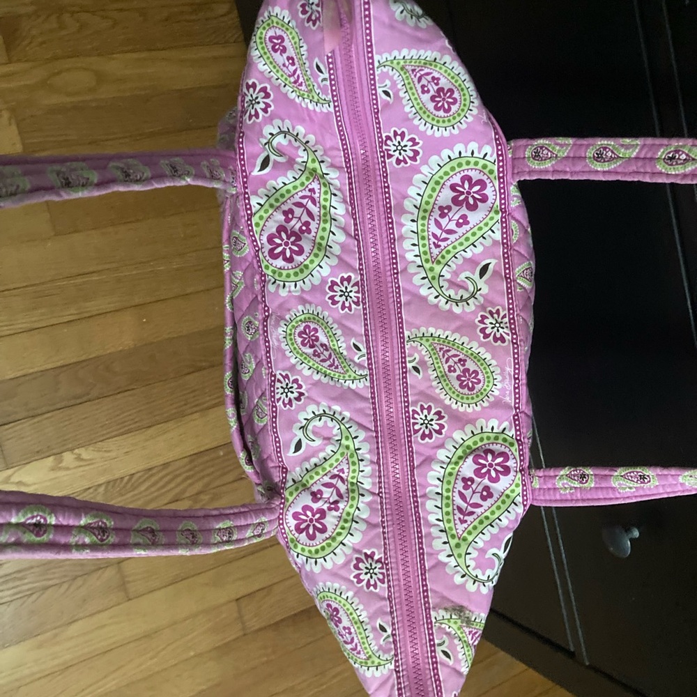Vera Bradley large zipper top tote
